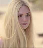 ellefanning_gingerrosa_1317.jpg