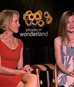 events_screencaps_phoebepressconference072.jpg